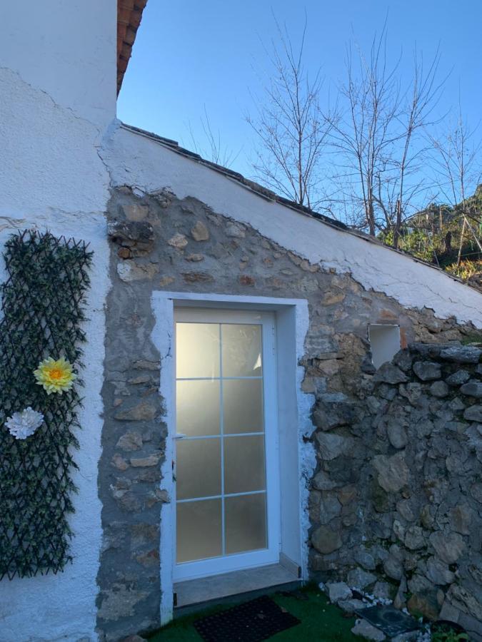 Casa Tatisita Luna Segura de la Sierra Bagian luar foto